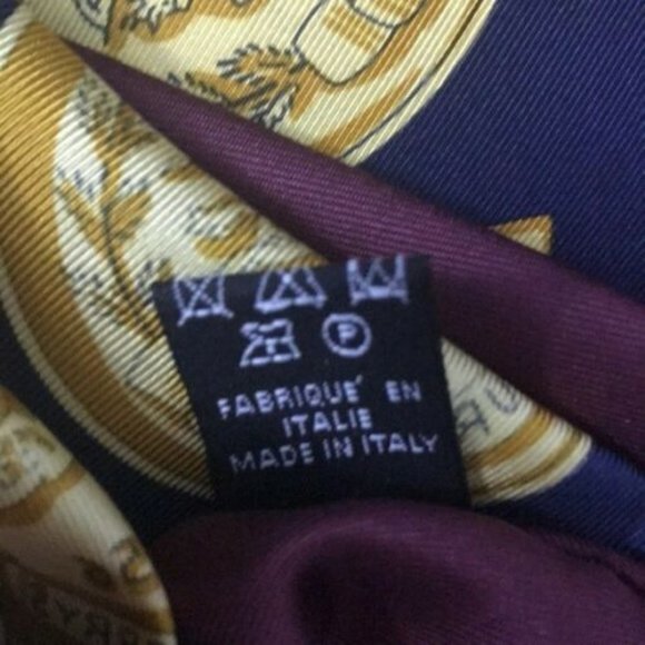 MSRP $350 NWT Archive Scarf Print Silk Square Scar - Picture 4 of 11